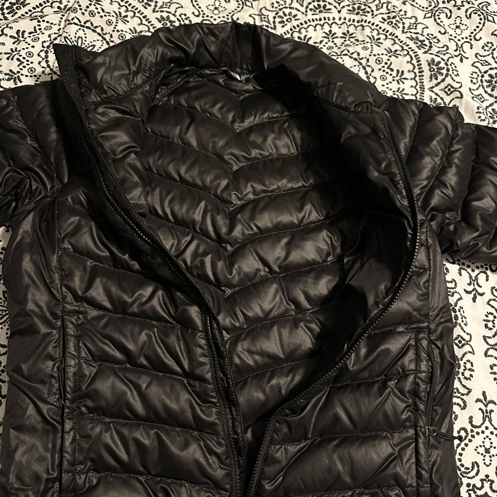 Women black North face jacket great condition size medium
